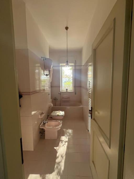 Villa Bouganville 2 オストゥーニ エクステリア 写真