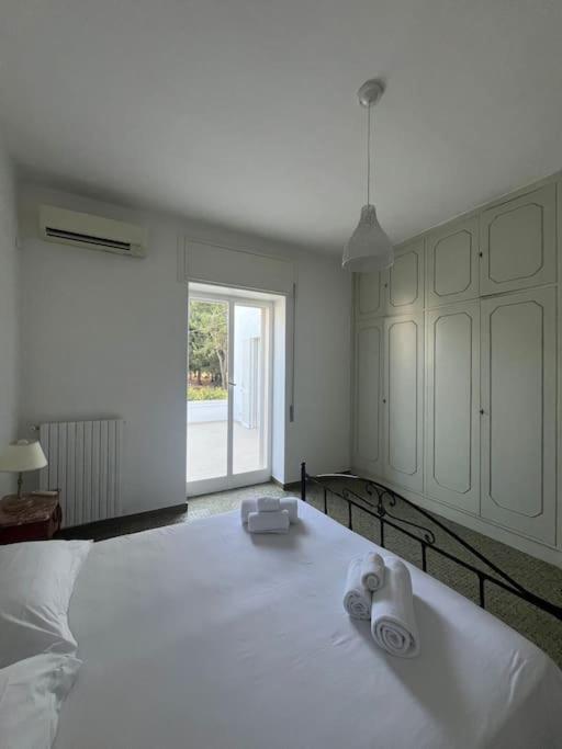 Villa Bouganville 2 オストゥーニ エクステリア 写真